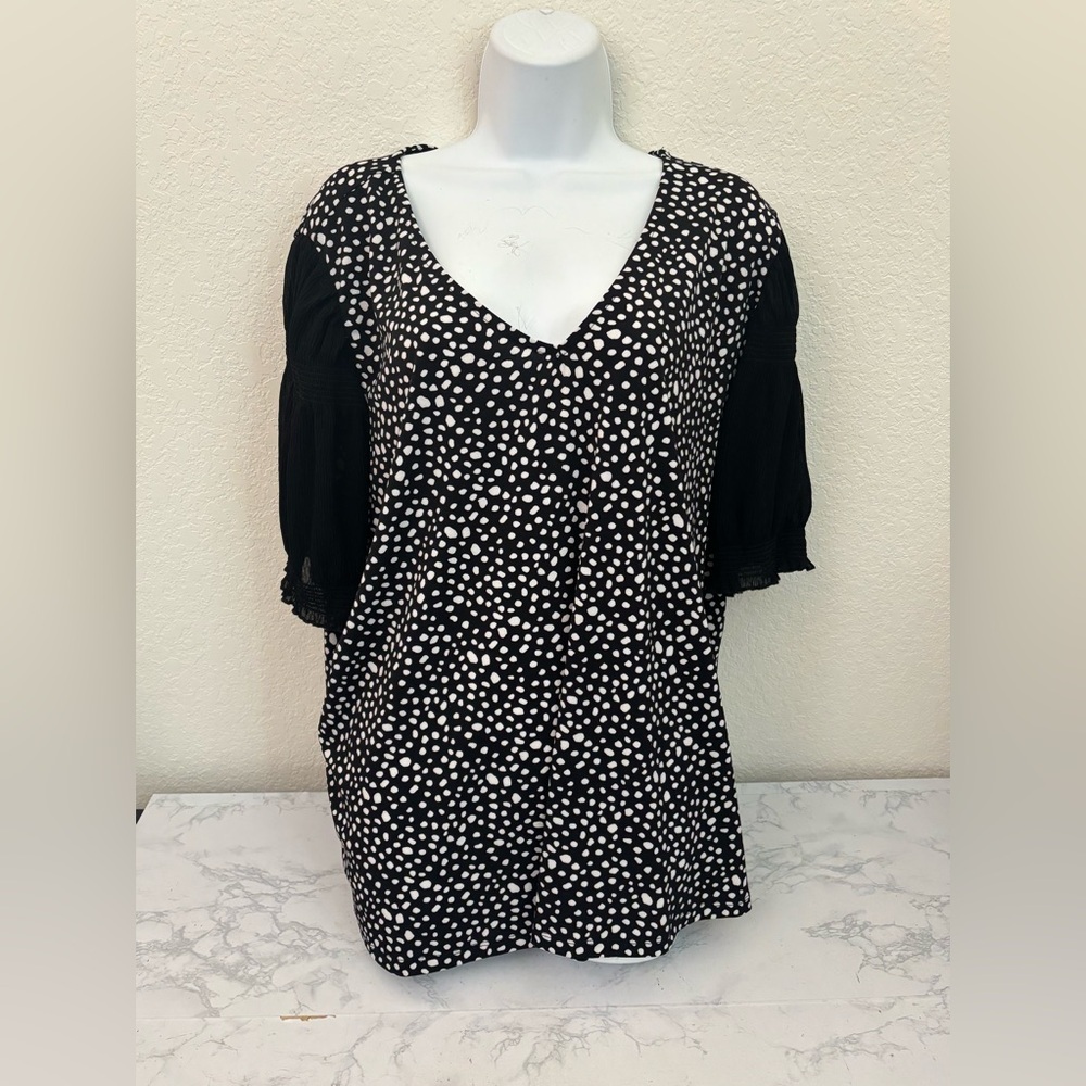 Cato Est 1946 Women's 22/24W Top Black White Semi Sheer Long Sleeve Blouse​